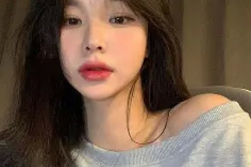 刘晓庆被指耍大牌现身河南万岁山和王婆同台全场冷脸拒讲话