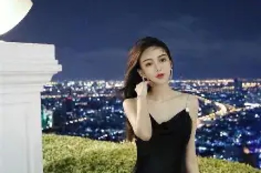 易易紫曝明星翻红后会耍大牌：红了之后就会耍大牌身边有很多